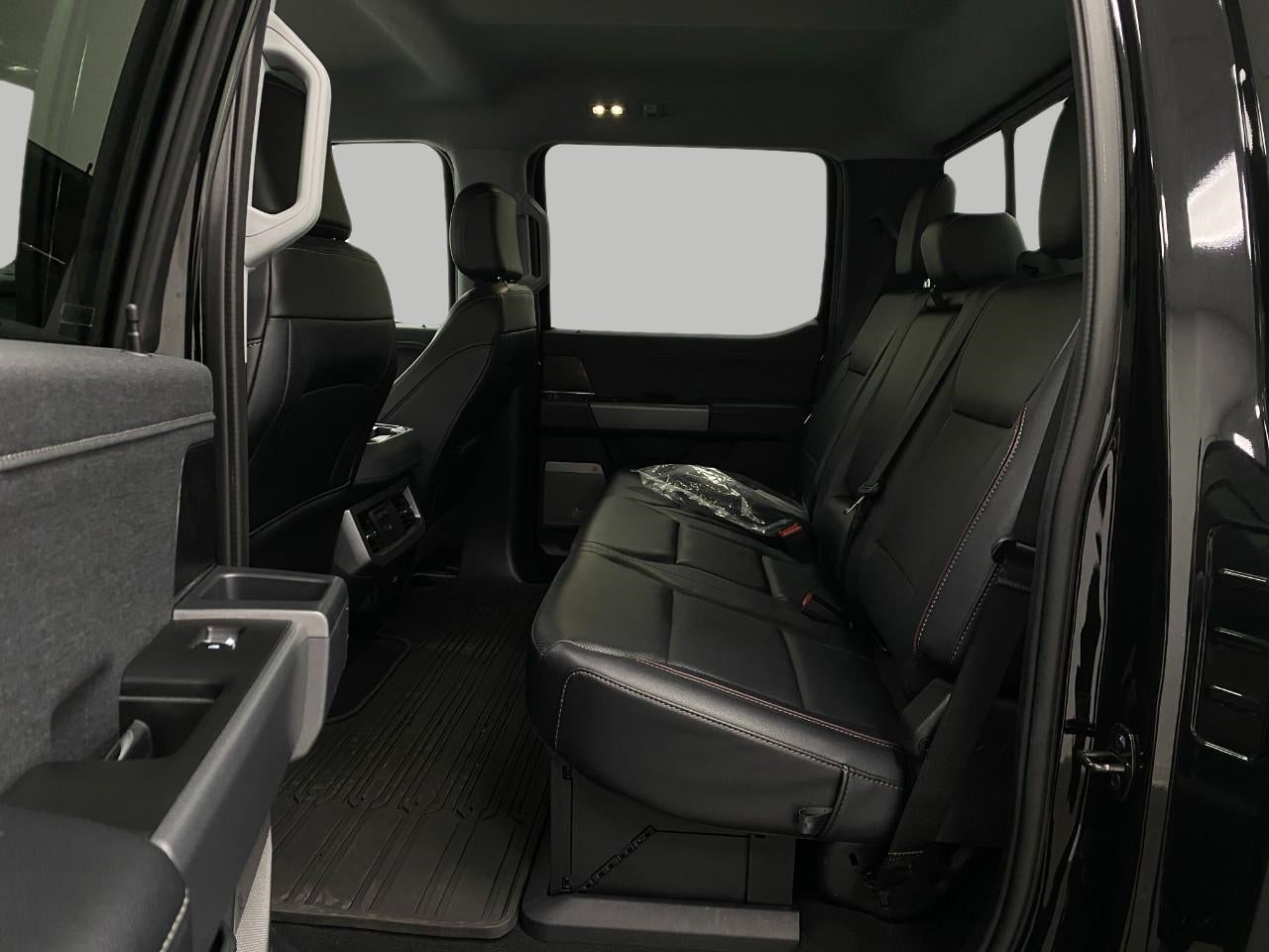 2023 Ford SUPER DUTY F-250 SRW CREW CAB