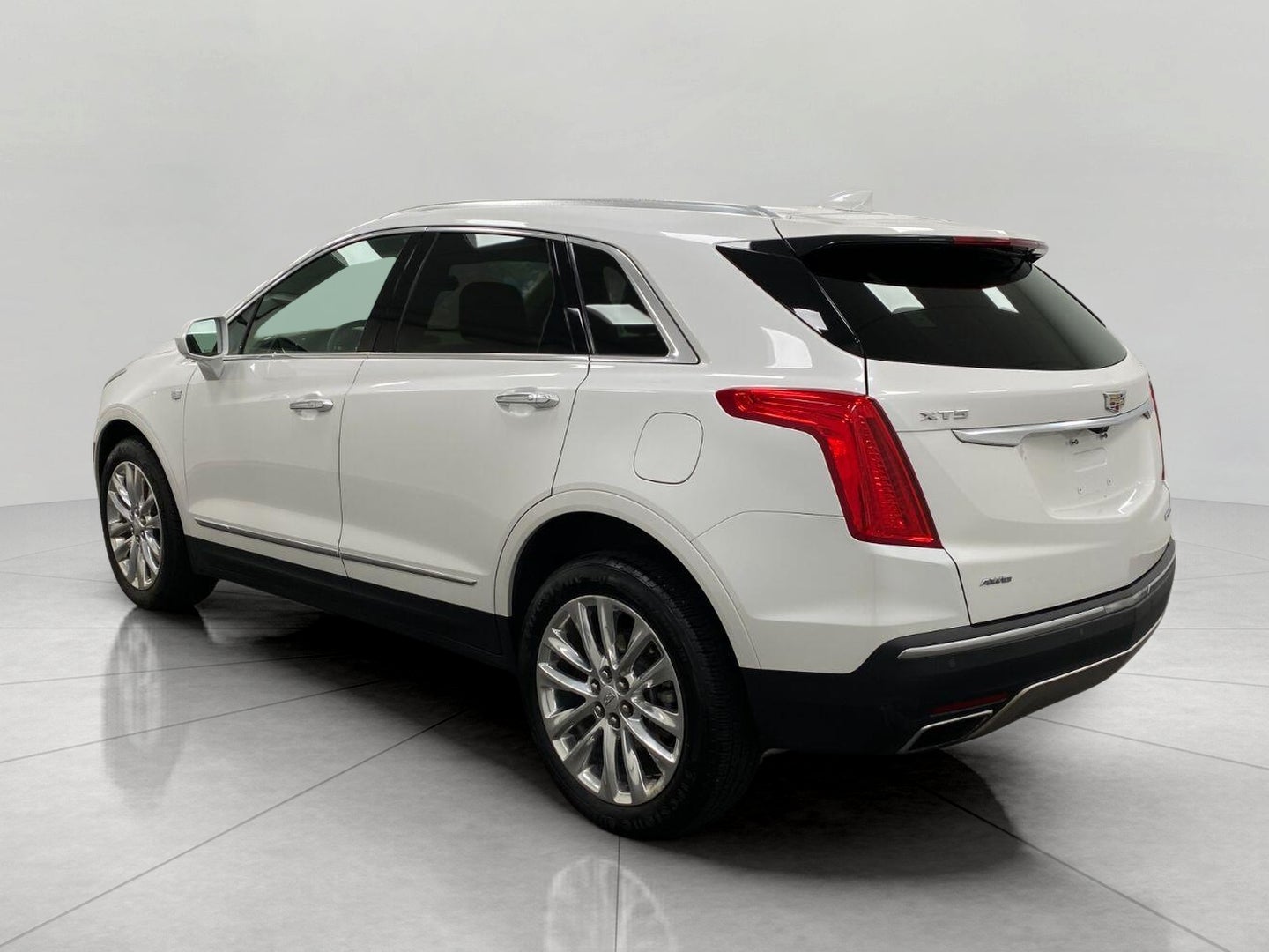 2017 Cadillac XT5 AWD 4dr Platinum