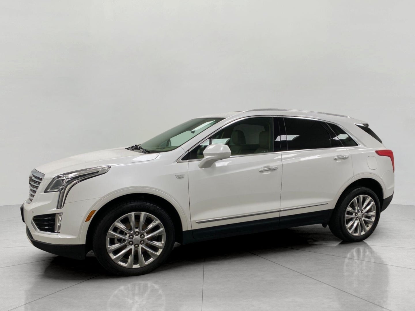 2017 Cadillac XT5 AWD 4dr Platinum