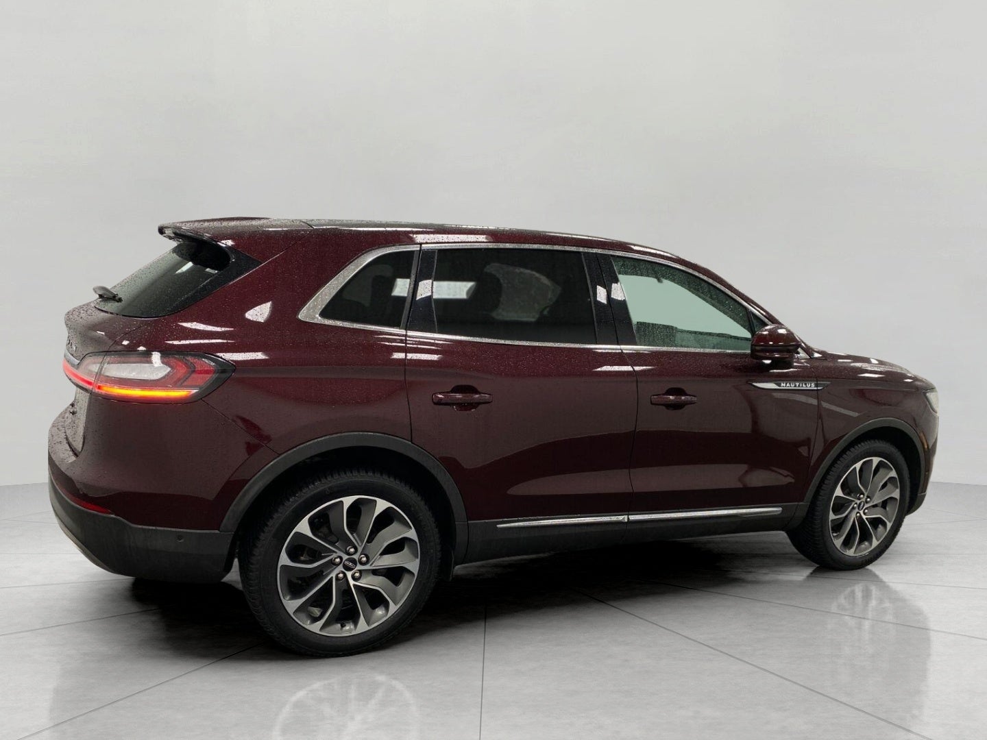 2022 Lincoln Nautilus Reserve FWD
