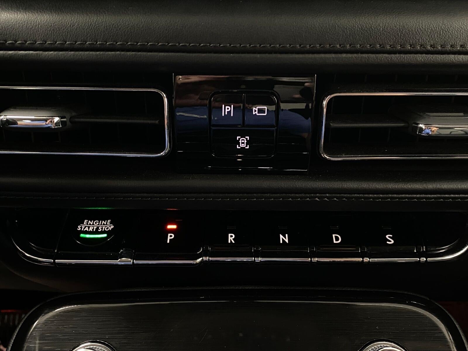 2022 Lincoln Nautilus Reserve FWD