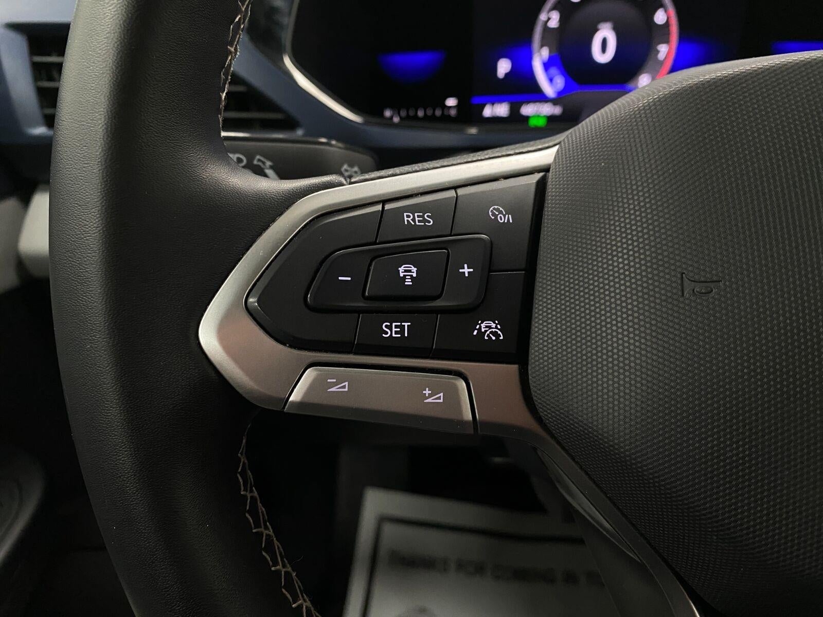 2022 Volkswagen Taos SE 4MOTION