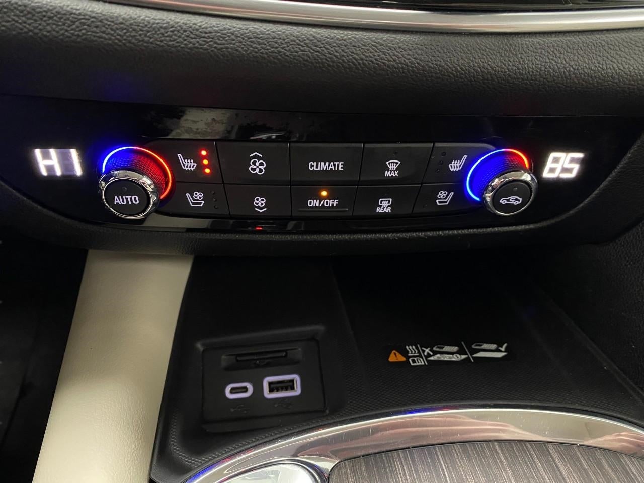 2023 Buick Enclave AWD 4dr Avenir