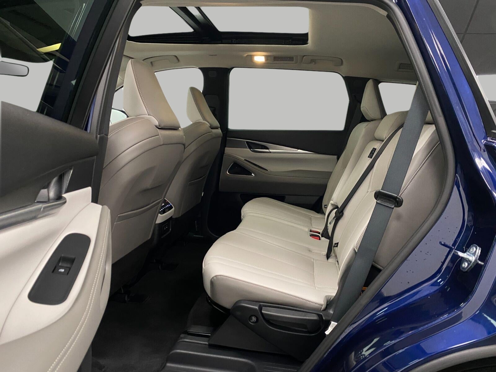 2027 INFINITI QX60 LUXE AWD
