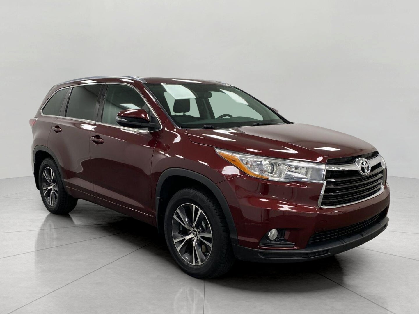 2016 Toyota Highlander AWD 4dr V6 XLE