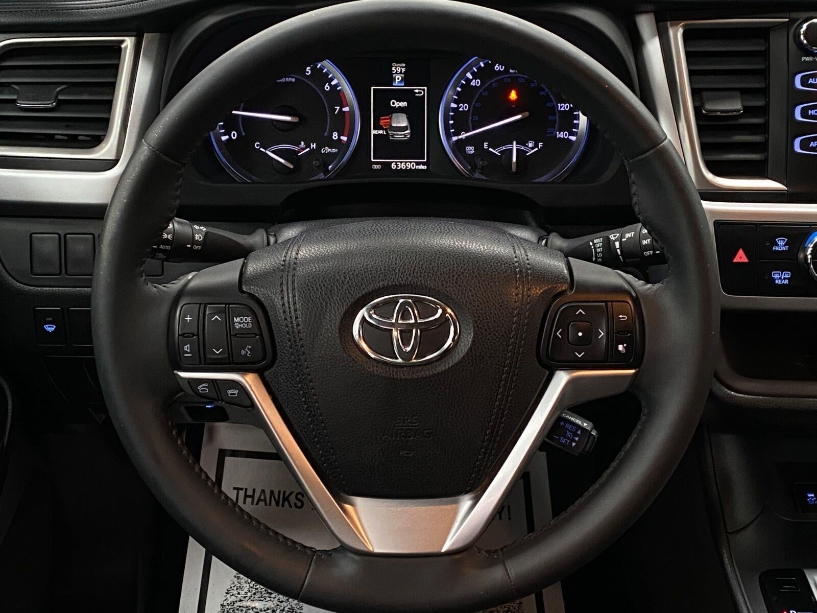 2016 Toyota Highlander AWD 4dr V6 XLE