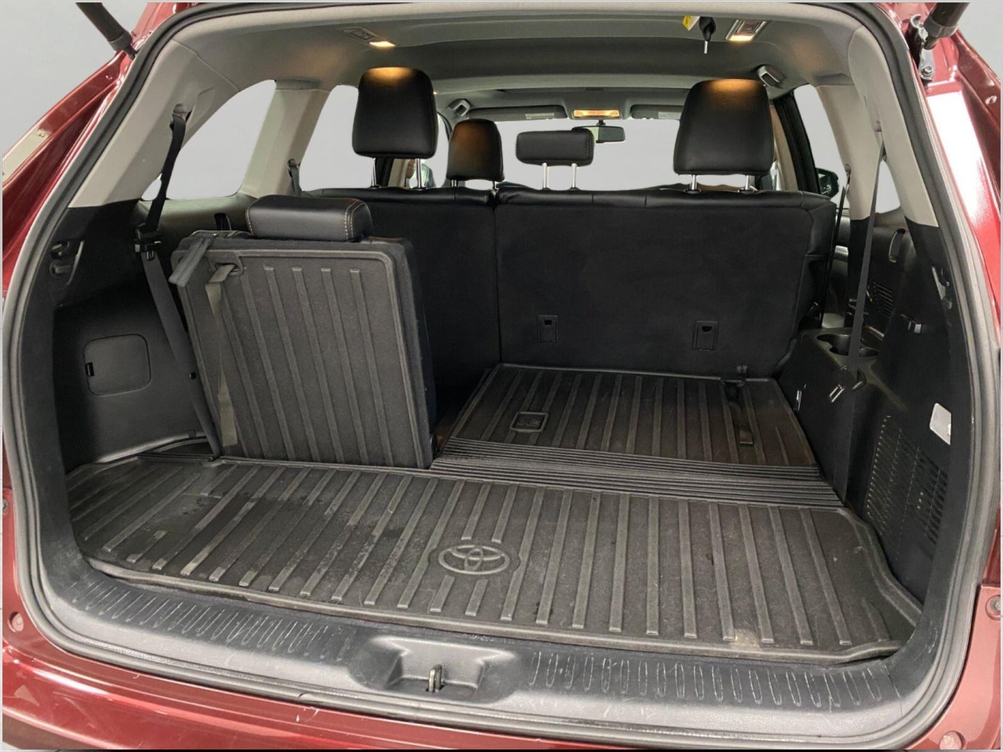 2016 Toyota Highlander AWD 4dr V6 XLE