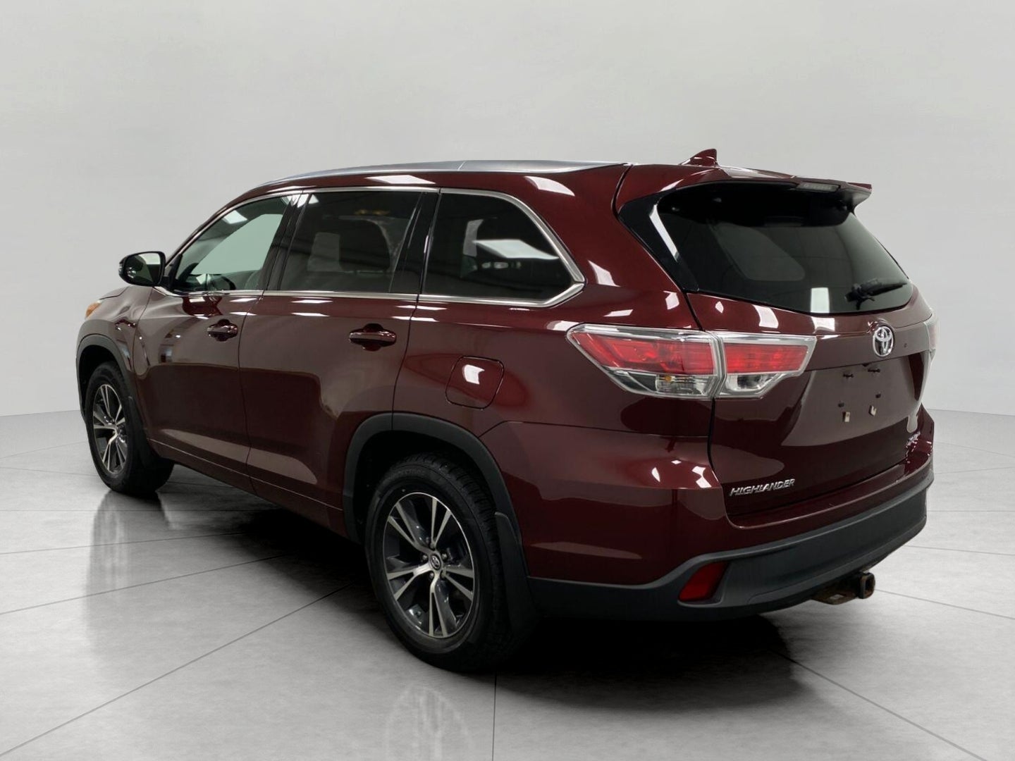 2016 Toyota Highlander AWD 4dr V6 XLE