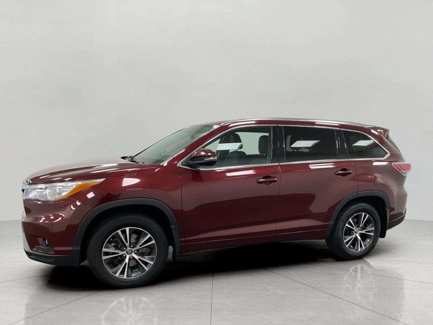 2016 Toyota Highlander AWD 4dr V6 XLE