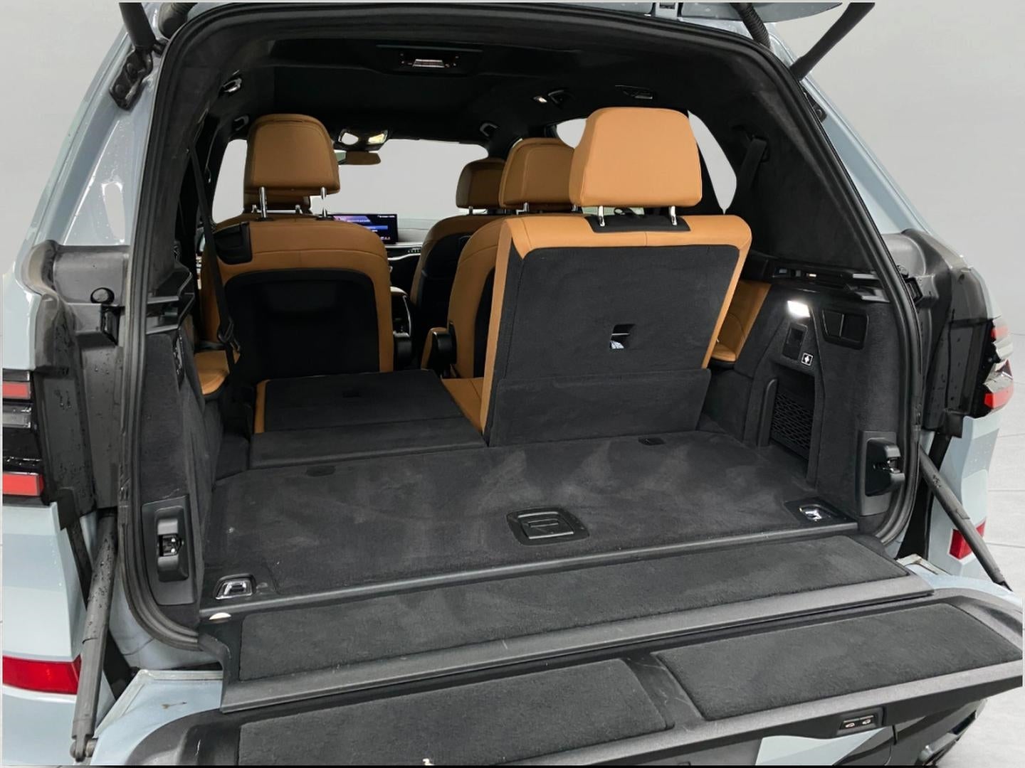 2024 BMW X7 xDrive40i Sports Activity Vehicle