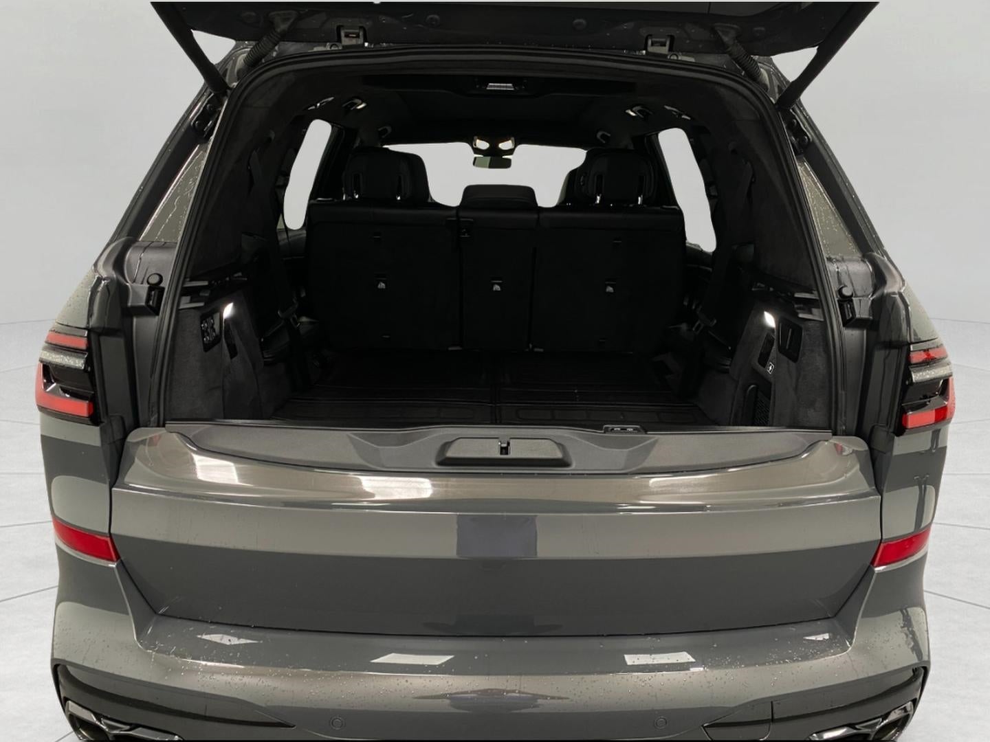 2025 BMW X7 M60i Sports Activity Vehicle