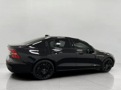 2022 Volvo S60 Recharge Plug-In Hybrid T8 eAWD PHEV Black Edition R-Design Extended Range
