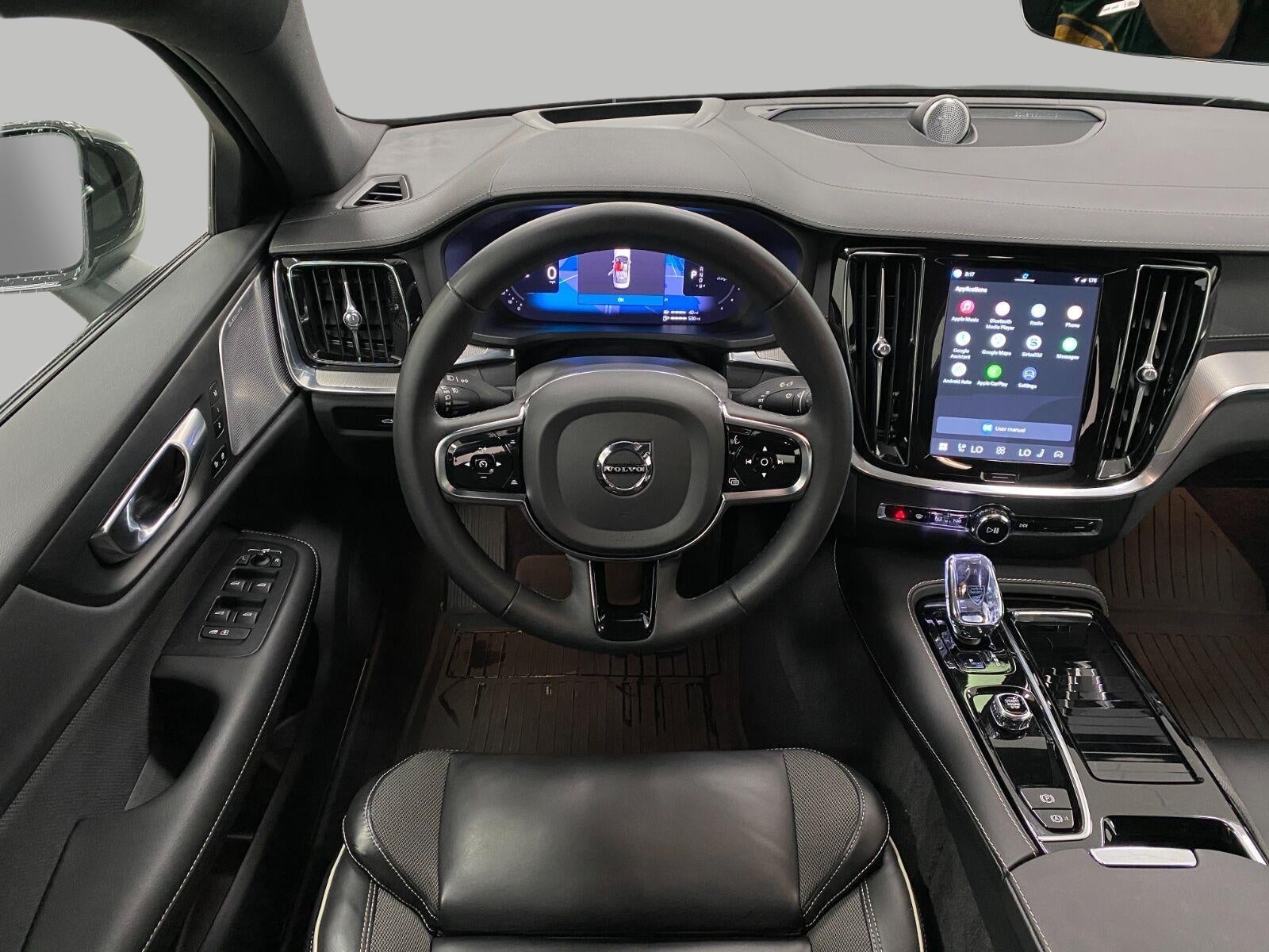 2024 Volvo S60 Recharge Plug-In Hybrid T8 eAWD PHEV Ultimate Black Edition