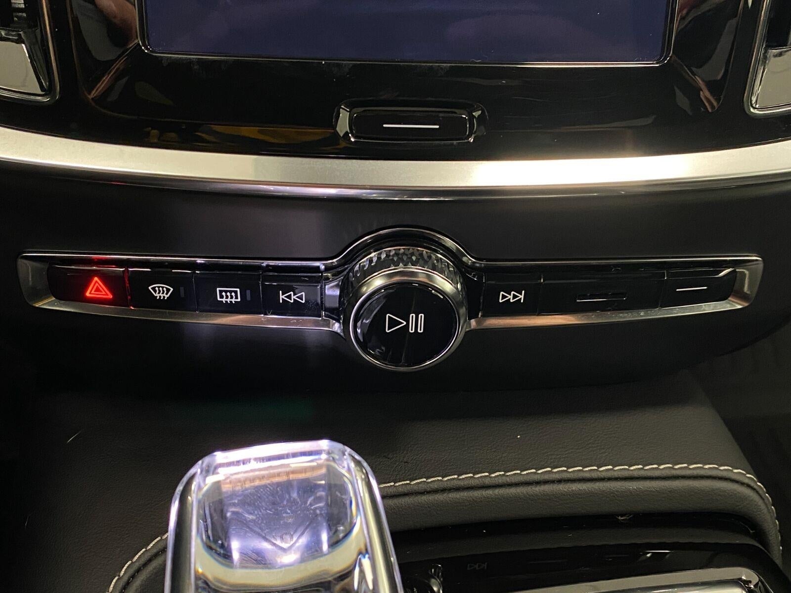 2024 Volvo S60 Recharge Plug-In Hybrid T8 eAWD PHEV Ultimate Black Edition