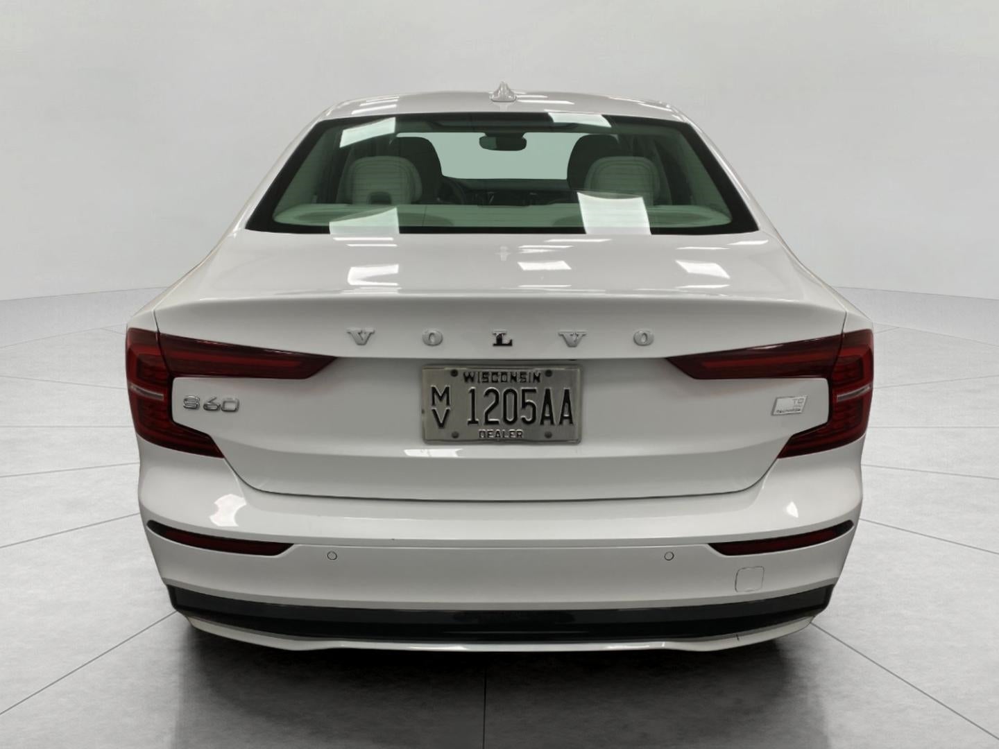 2023 Volvo S60 Recharge Plug-In Hybrid T8 eAWD PHEV Plus Dark Theme