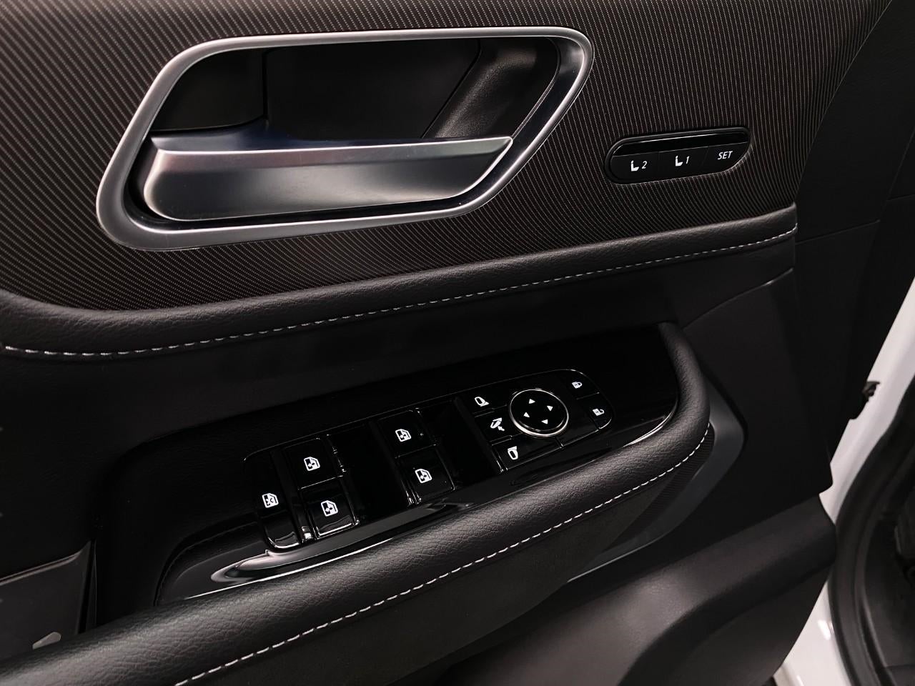 2026 INFINITI QX80 LUXE AWD