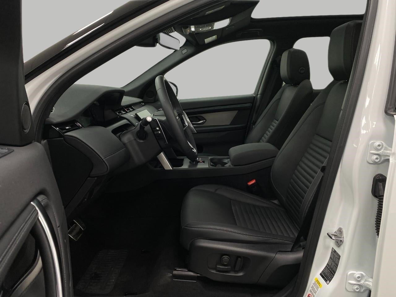 2025 Land Rover Discovery Sport Dynamic SE 4WD