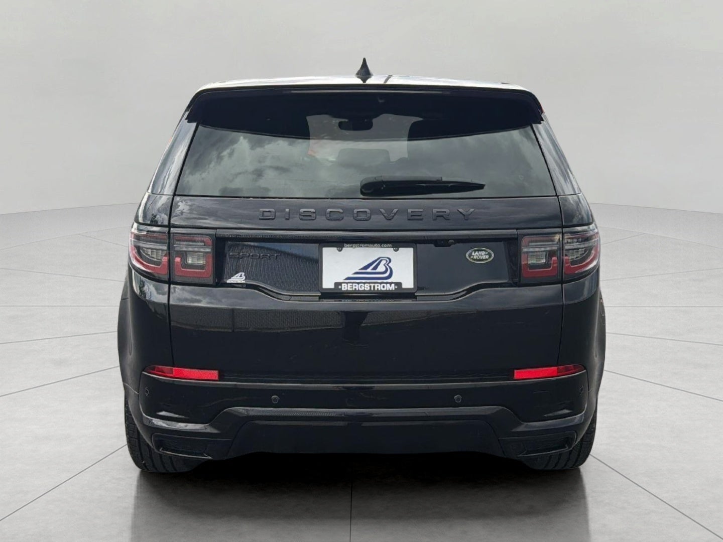2023 Land Rover Discovery Sport S R-Dynamic 4WD