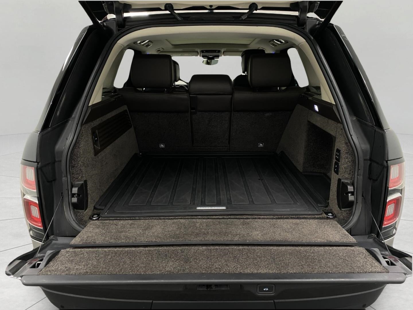 2022 Land Rover Range Rover Westminster SWB
