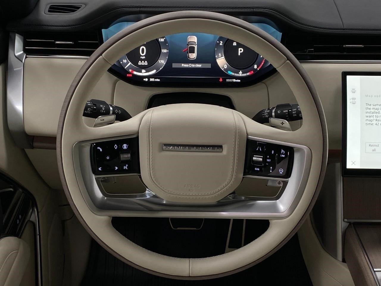 2025 Land Rover Range Rover P530 SE SWB