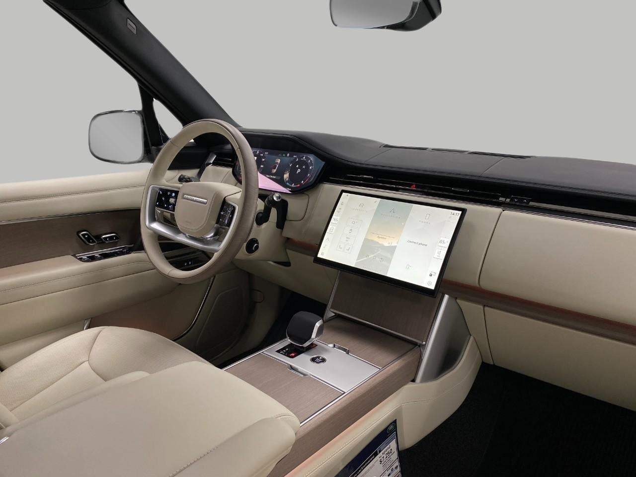 2025 Land Rover Range Rover P530 SE SWB