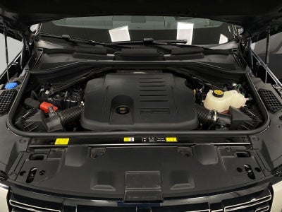 2025 Land Rover Range Rover P400 SE SWB