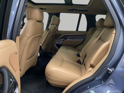 2025 Land Rover Range Rover P400 SE SWB