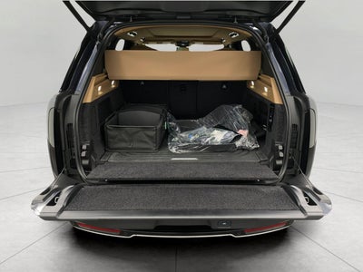 2025 Land Rover Range Rover P400 SE SWB