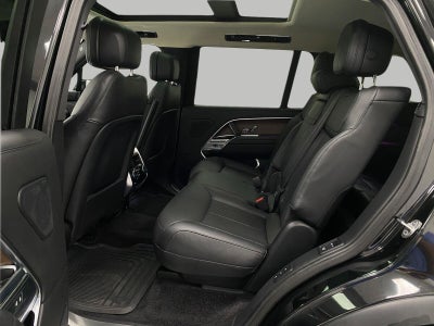 2022 Land Rover Range Rover P400 SE LWB 7 Seat