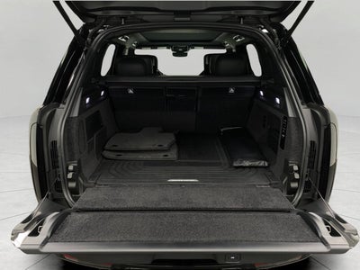 2024 Land Rover Range Rover P615 SV SWB