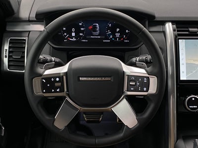 2025 Land Rover Discovery P360 Dynamic SE