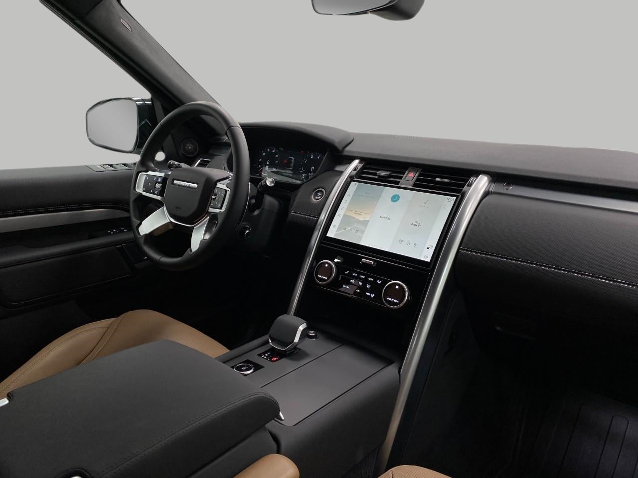 2025 Land Rover Discovery P360 Dynamic SE