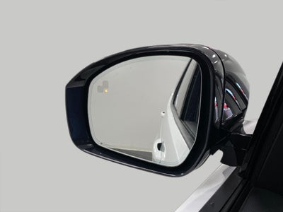 2025 Land Rover Discovery P360 Dynamic SE