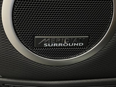 2025 Land Rover Discovery P360 Dynamic SE