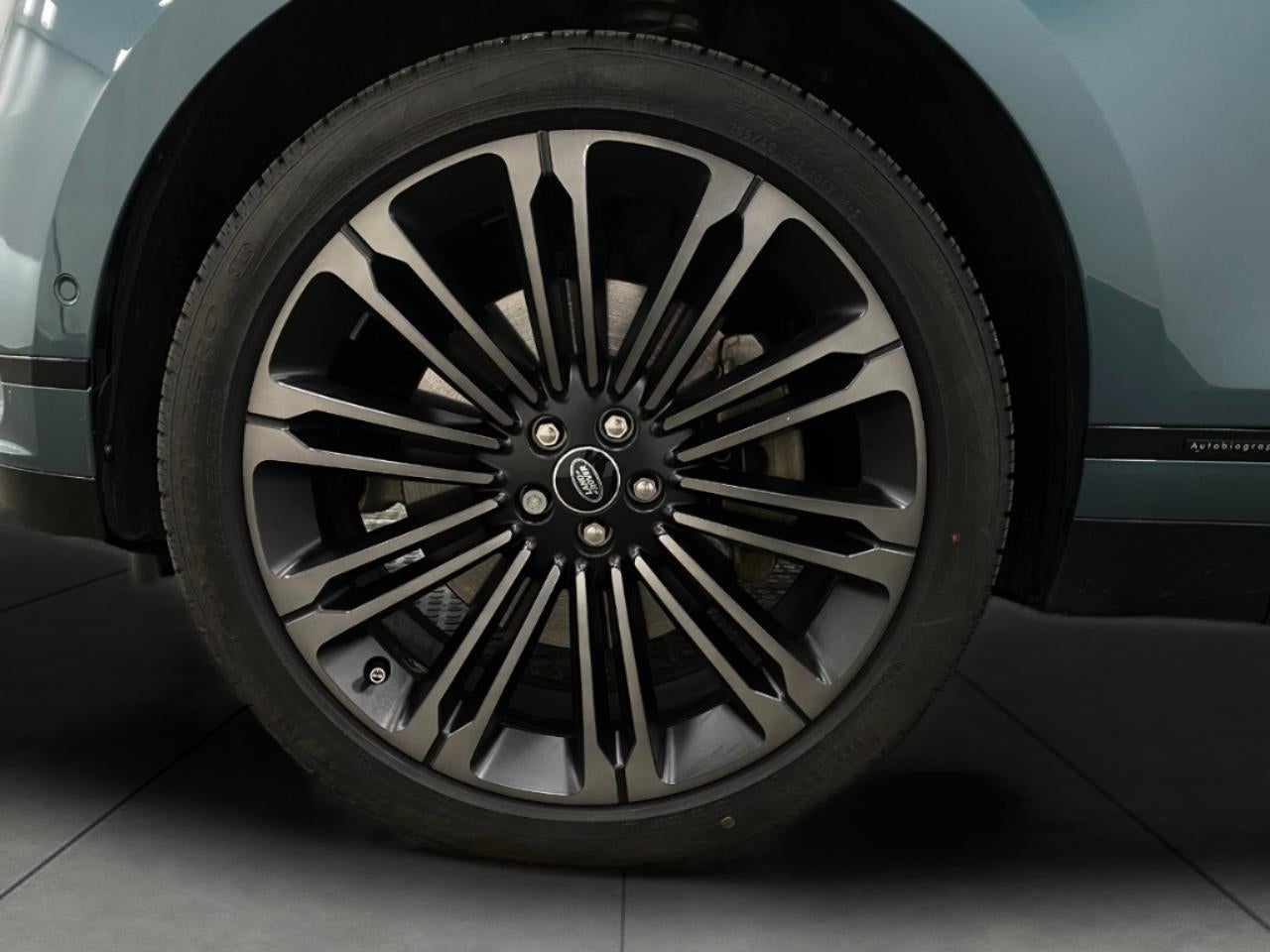 2026 Land Rover Range Rover Velar P400 Autobiography