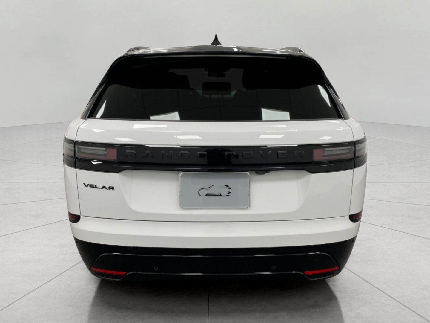 2026 Land Rover Range Rover Velar P250 Dynamic SE