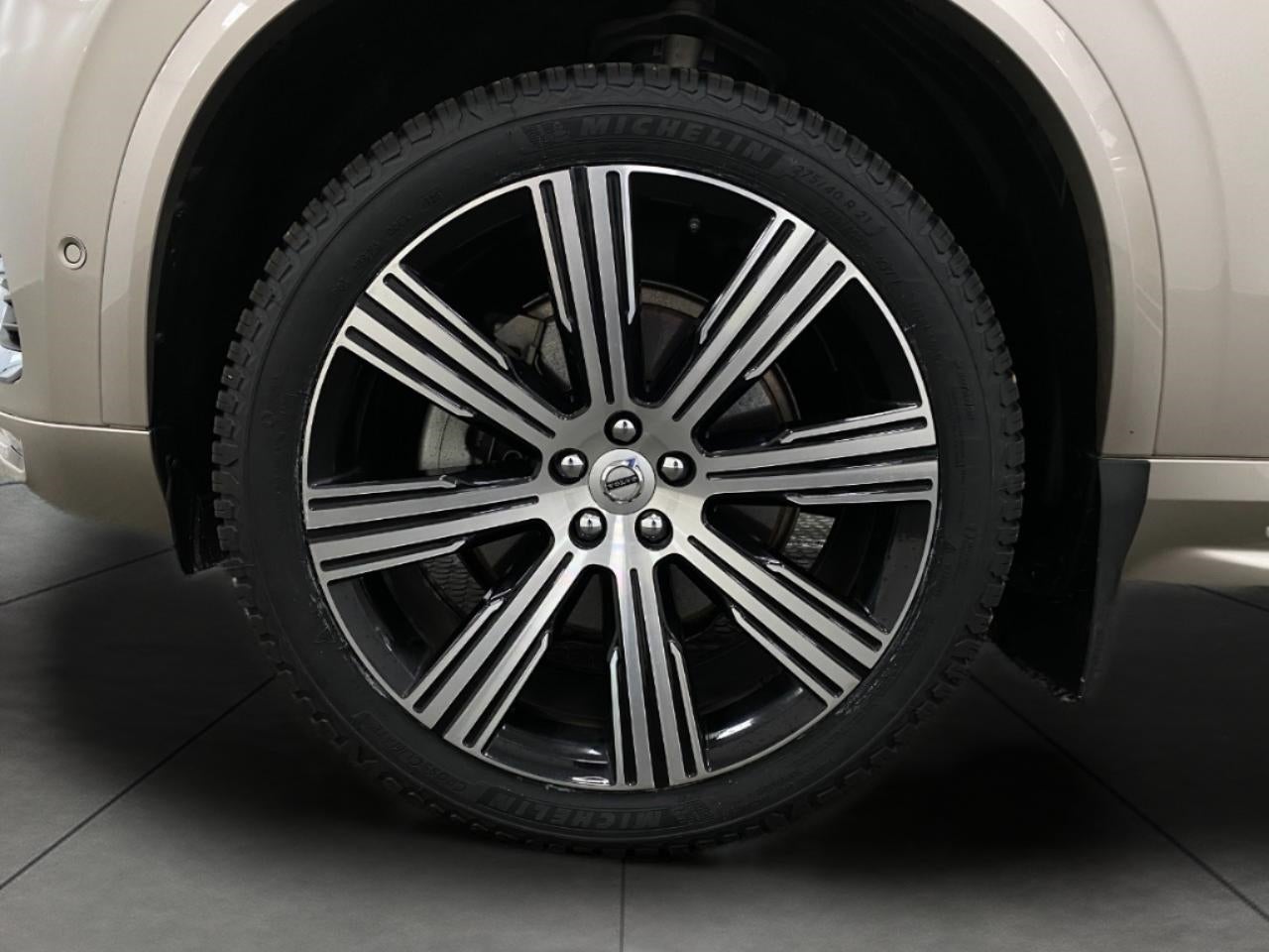 2023 Volvo XC90 B6 AWD Ultimate 7P