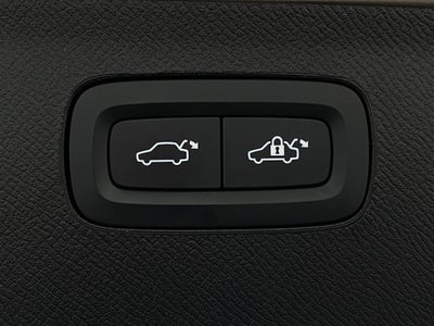 2023 Volvo XC90 B6 AWD Ultimate 7P