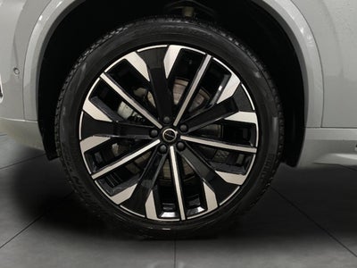 2026 Volvo XC90 B6 AWD Plus 7-Seater