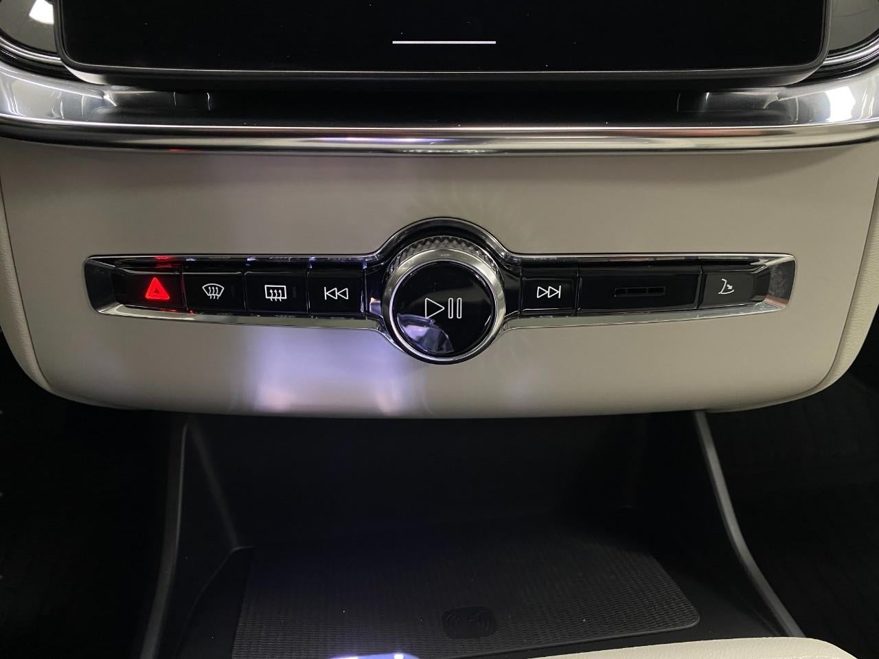 2026 Volvo XC90 B6 AWD Ultra 7-Seater