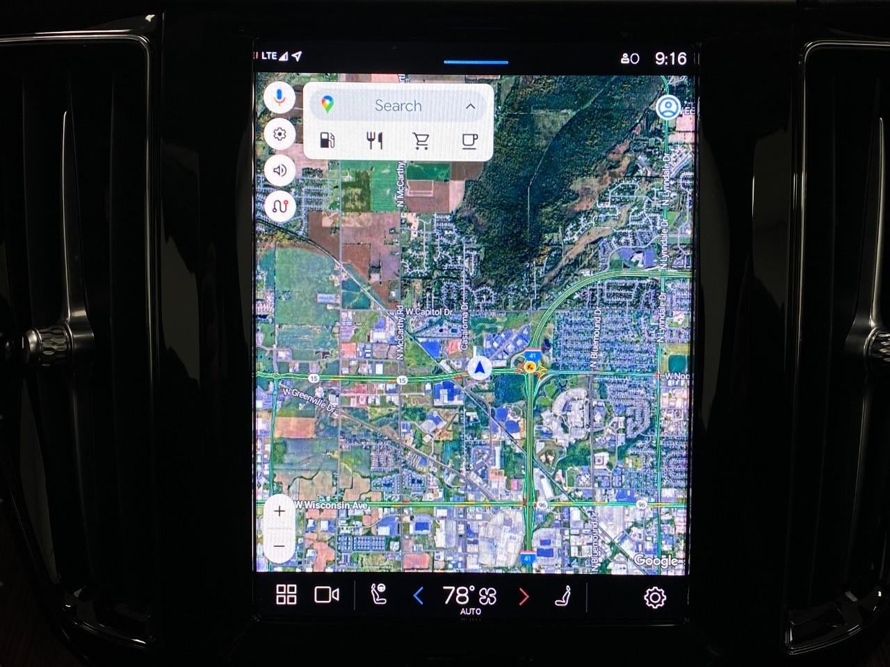 2023 Volvo XC60 B6 AWD Ultimate Bright Theme