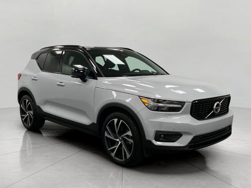2020 Volvo XC40 T5 AWD R-Design