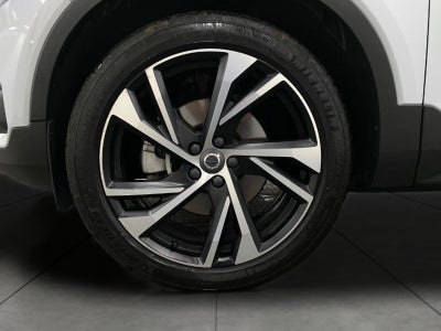 2020 Volvo XC40 T5 AWD R-Design