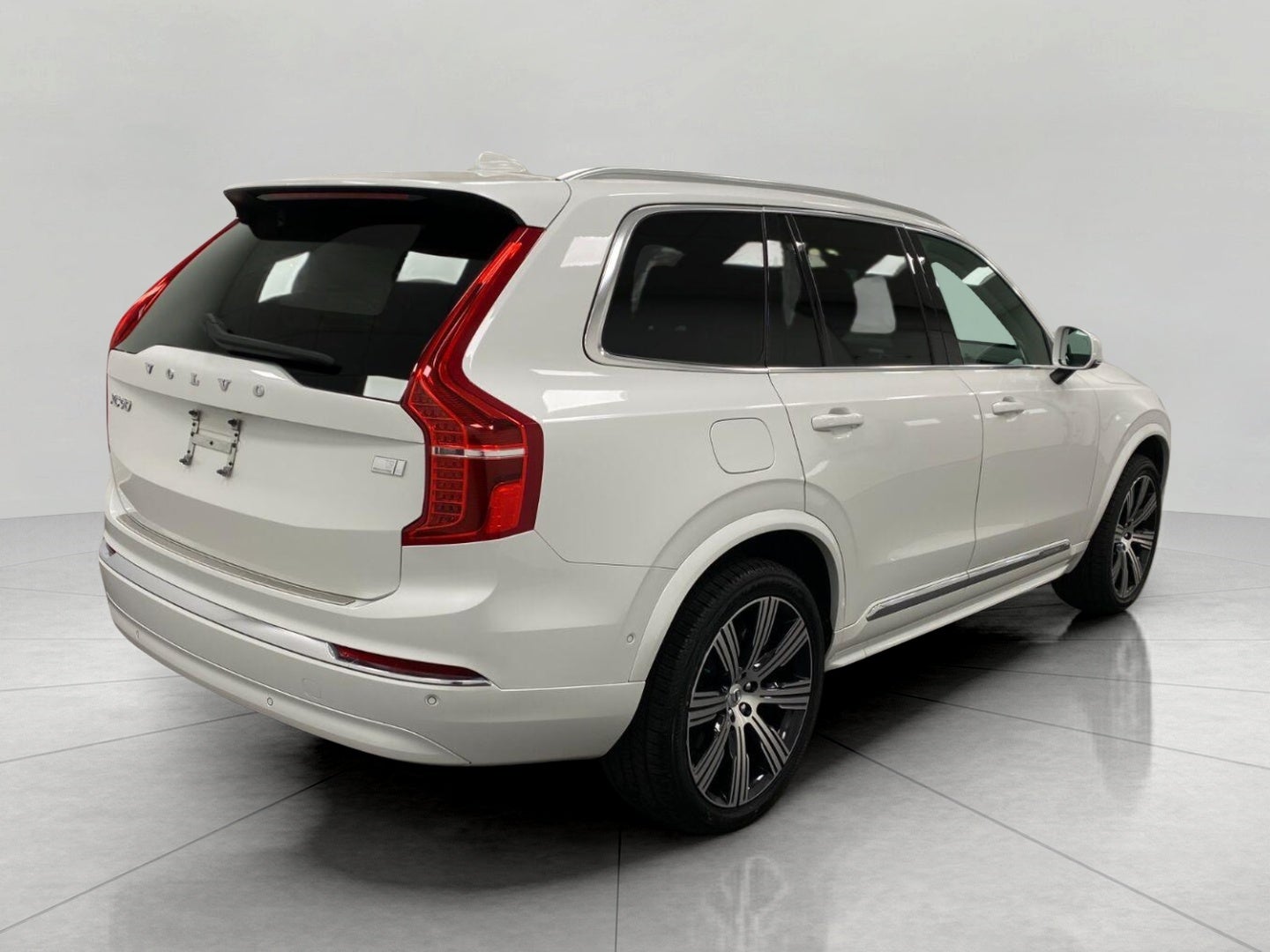 2023 Volvo XC90 Recharge Plug-In Hybrid T8 eAWD PHEV Plus Bright Theme 7P