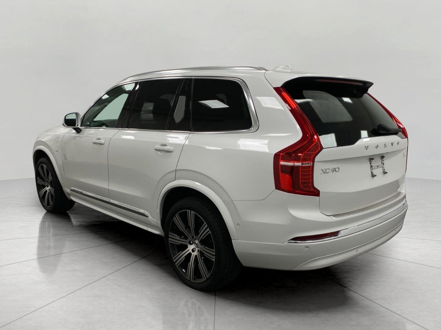 2023 Volvo XC90 Recharge Plug-In Hybrid T8 eAWD PHEV Plus Bright Theme 7P