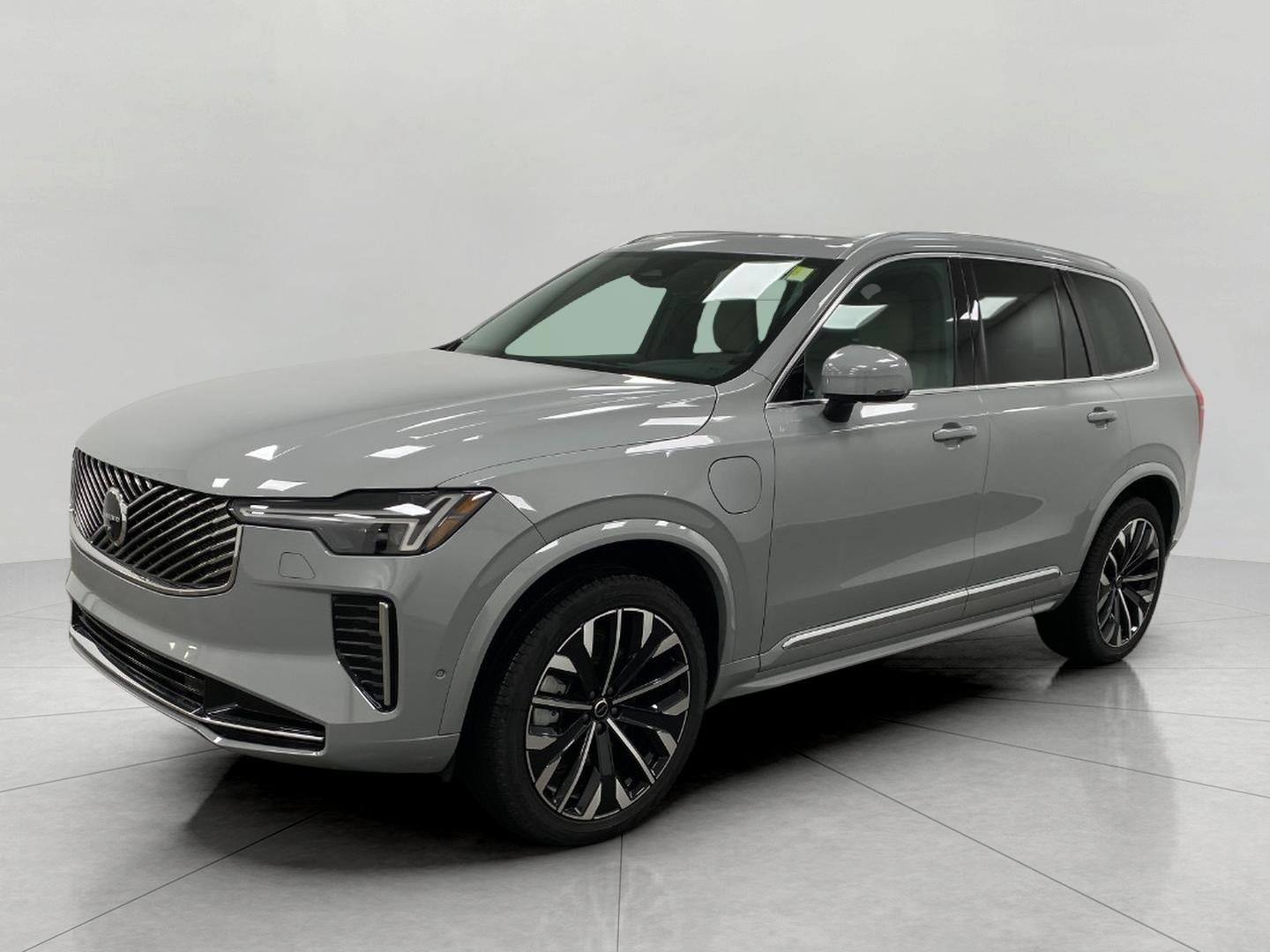 2025 Volvo XC90 Plug-In Hybrid 2025.5 T8 AWD Plus 7-Seater