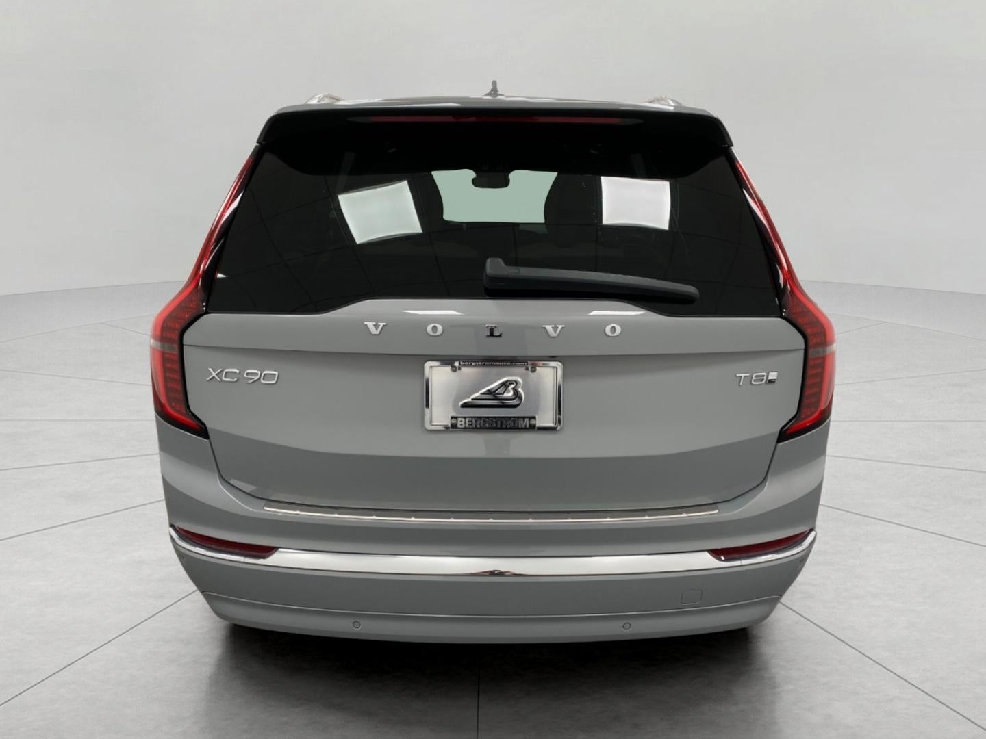 2025 Volvo XC90 Plug-In Hybrid 2025.5 T8 AWD Plus 7-Seater