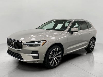 2023 Volvo XC60 B5 AWD Ultimate Bright Theme