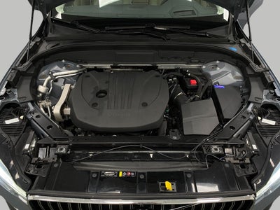 2023 Volvo XC60 B5 AWD Ultimate Bright Theme