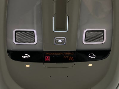 2023 Volvo XC60 B5 AWD Ultimate Bright Theme